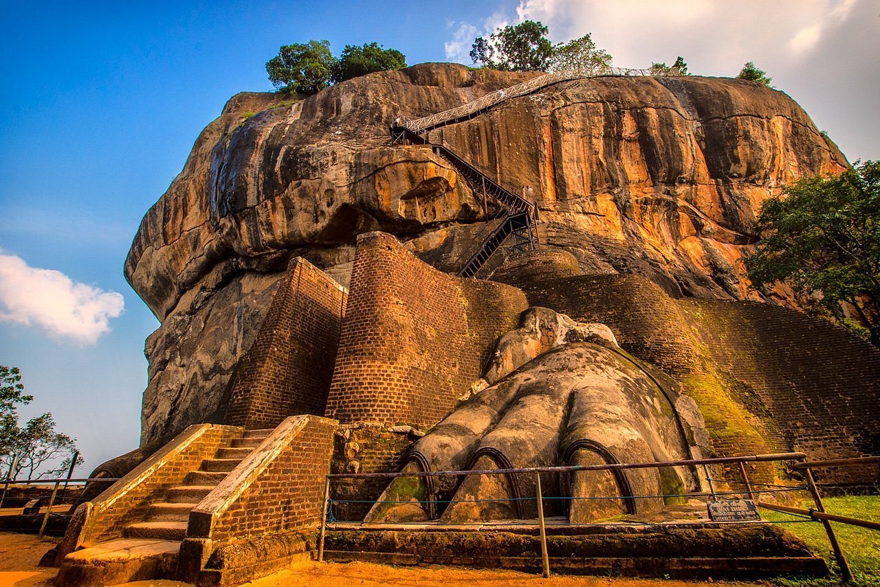 Sigiriya at Dawn: Private Access to King Kasyapa’s Sky Fortress